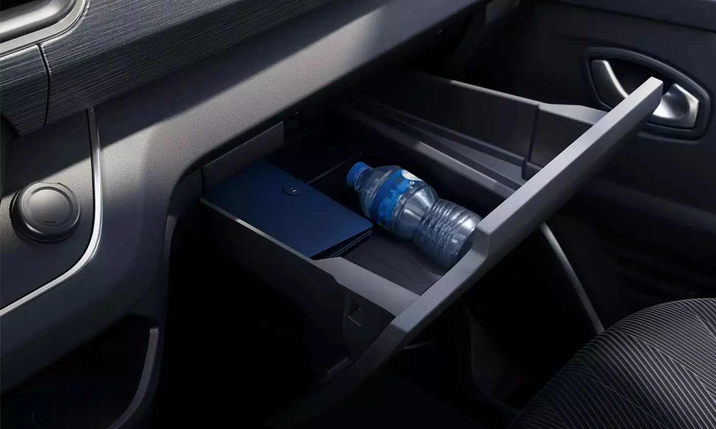 Trafic Passenger Cubby Hole