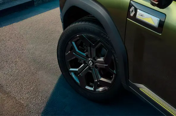 18 inch black alloy wheels