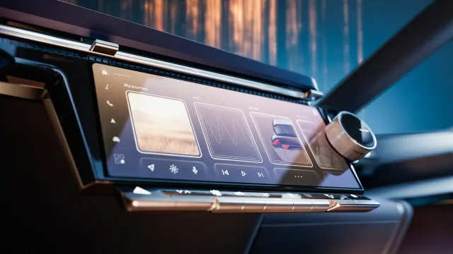 Renault R-Space Lab Screen